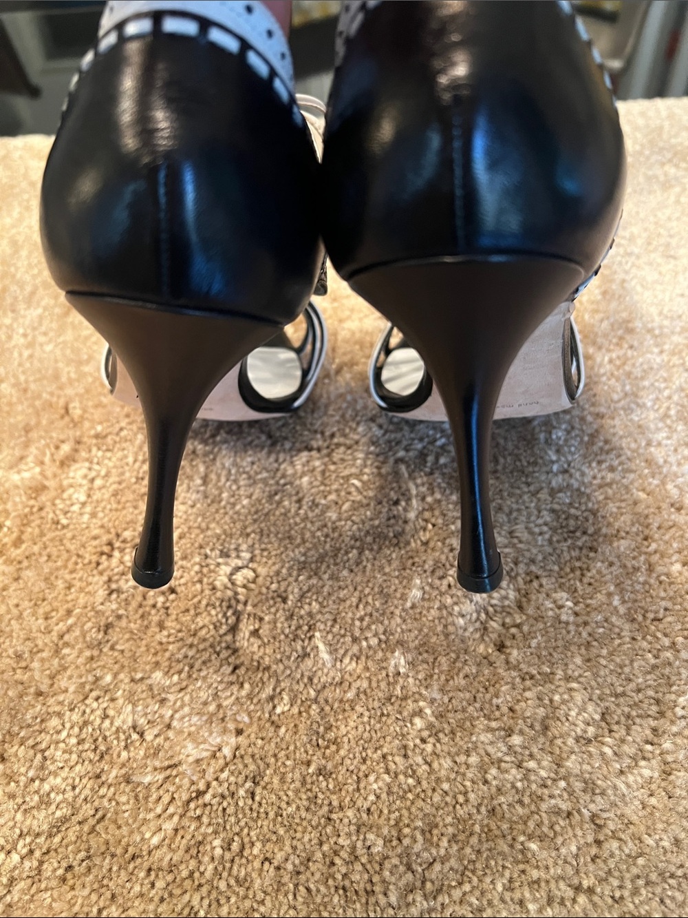 Manolo Blahnik Black and White Lace-Up Open-Toe Heels - Picture 2 of 4